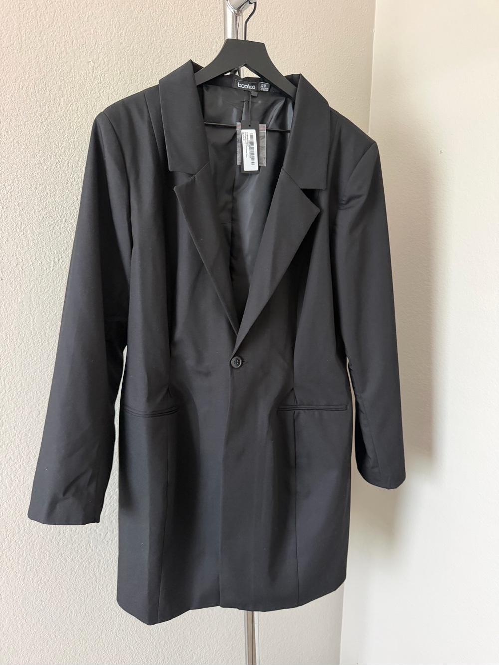 Megan Fox / Boohoo Blazer dress